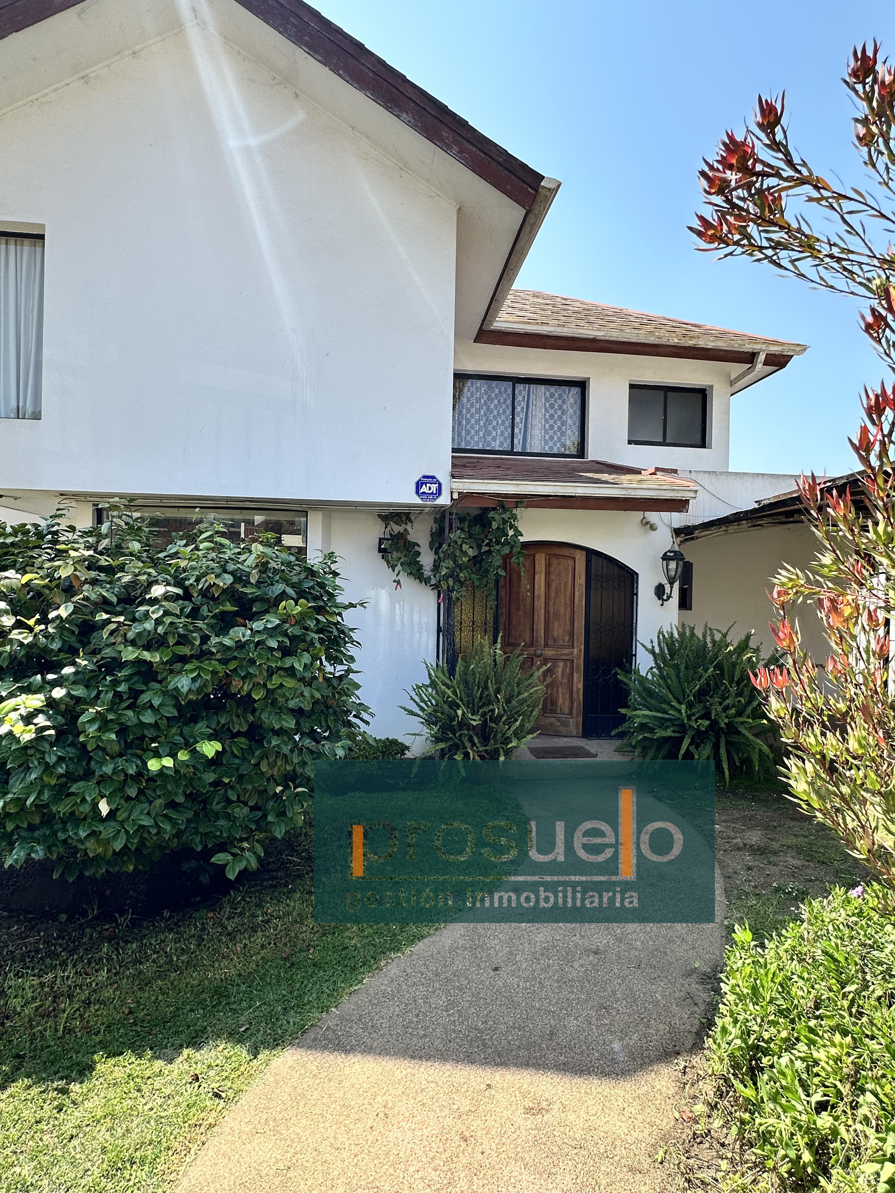 Preciosa e iluminada casa en Jardín del Mar